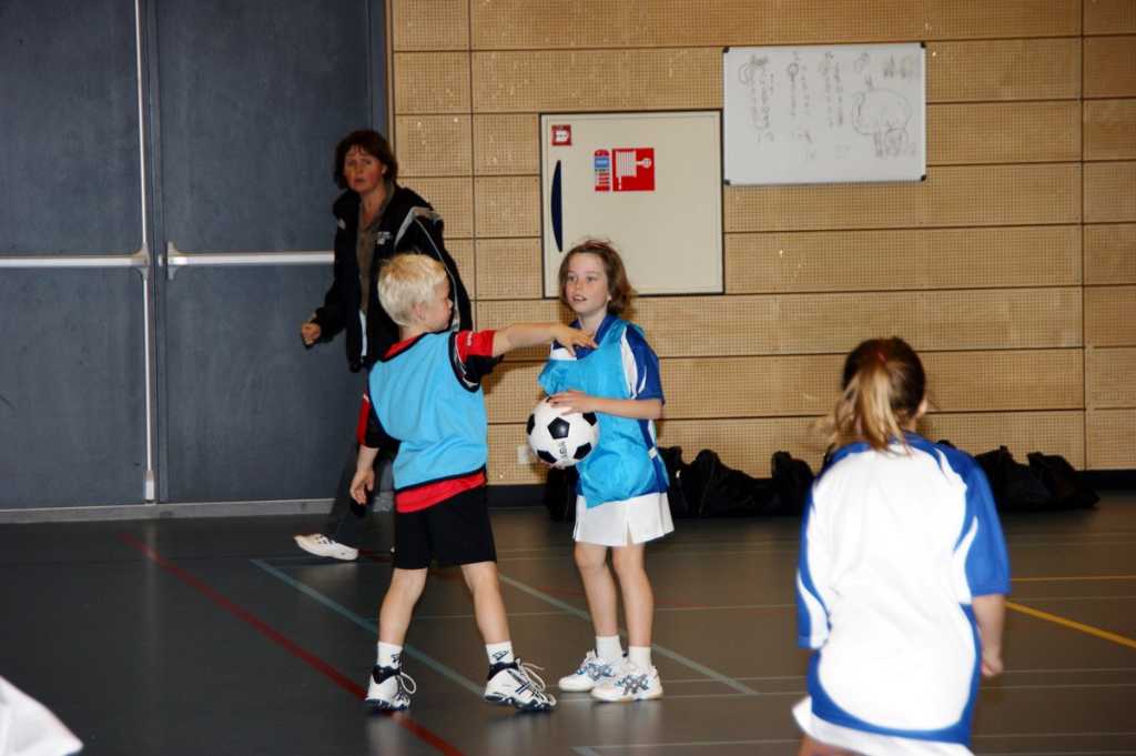 Korfbal E2 21 november 2009-11.JPG
